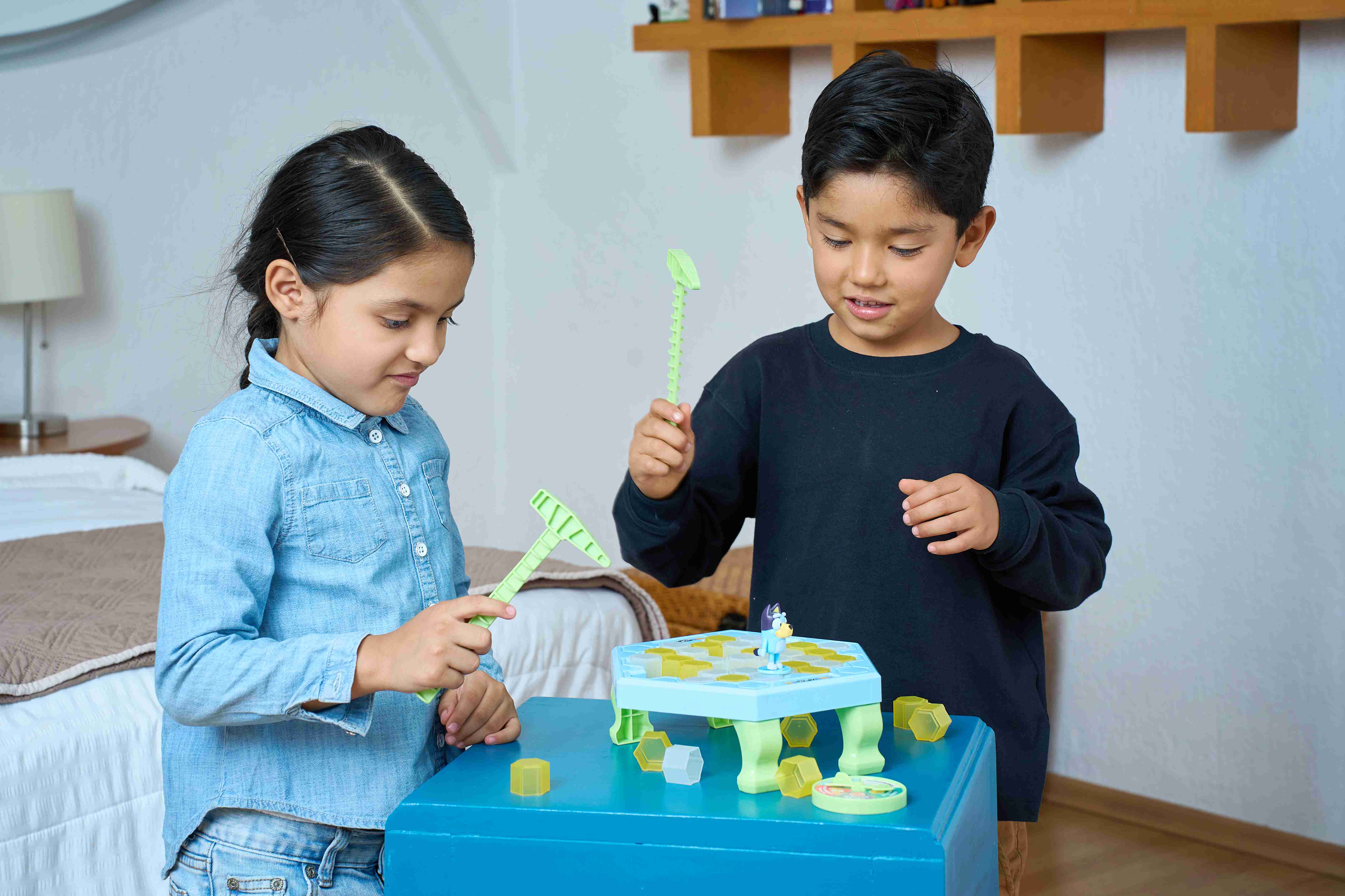 Juego de Mesa No Tires a Bluey – Diversión y Estrategia para Niños | Novelty