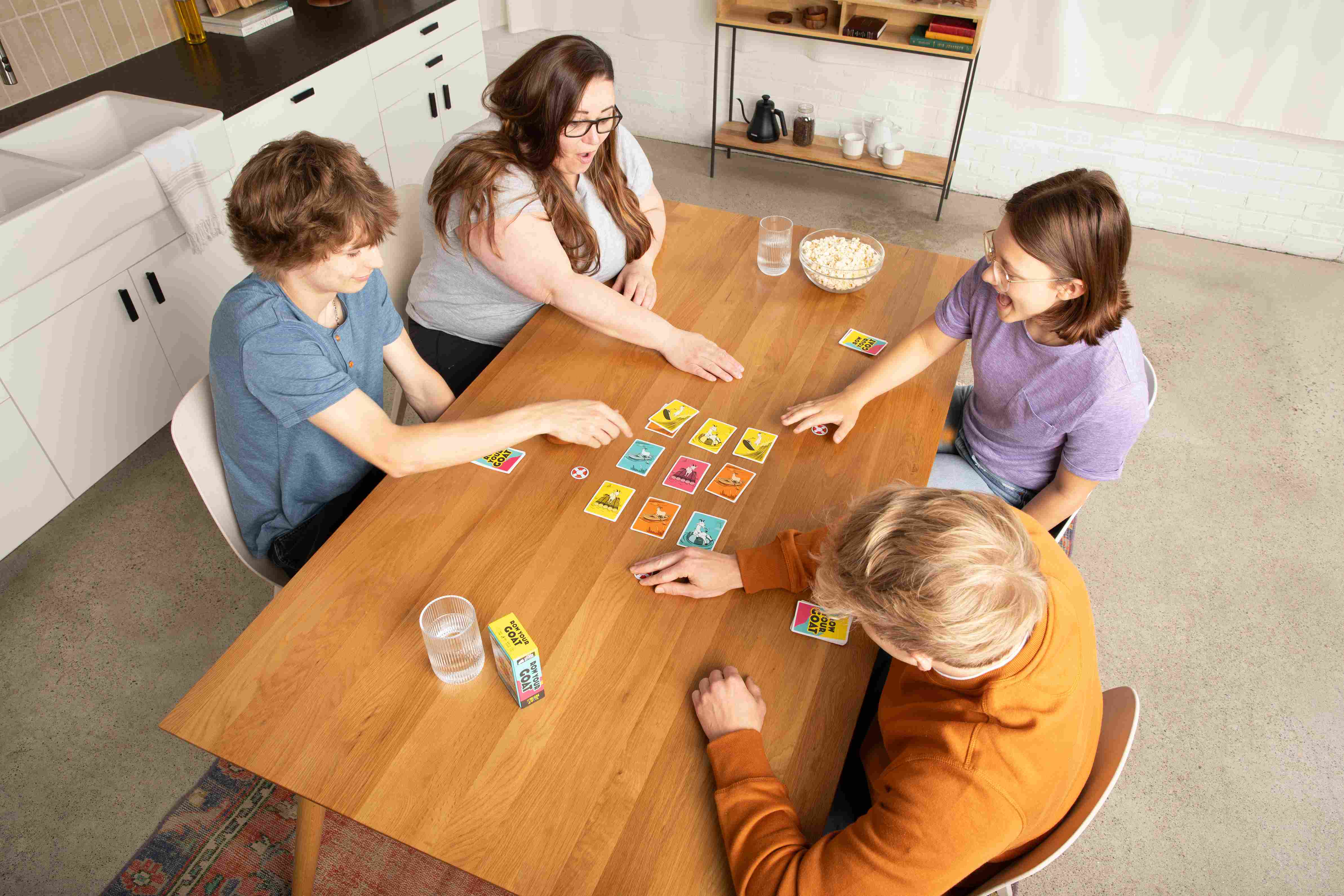 Rema Tu Cabra Exploding Kittens | Juego de Mesa Divertido y Rápido
