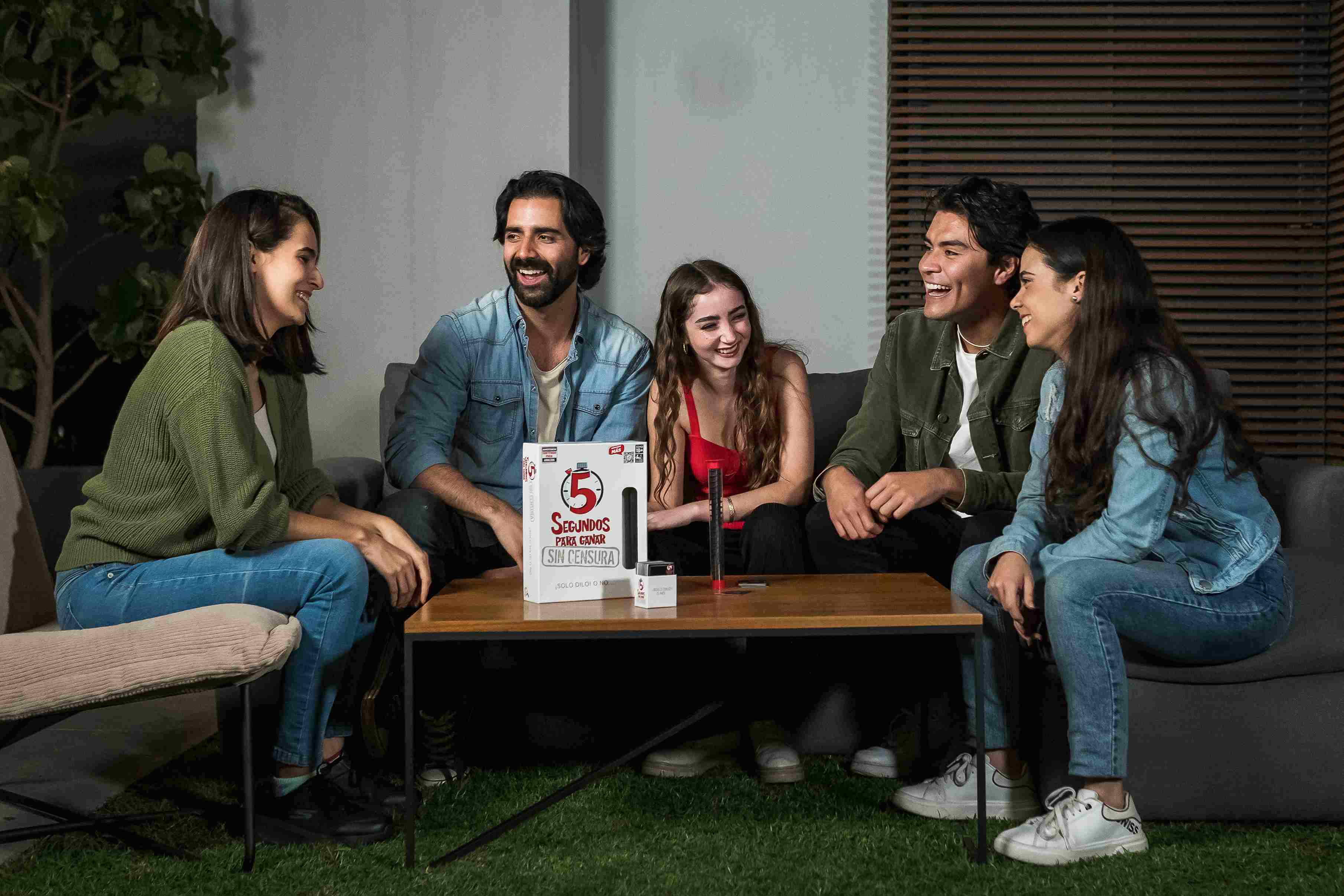5 Segundos Para Ganar Sin Censura - Novelty Corp